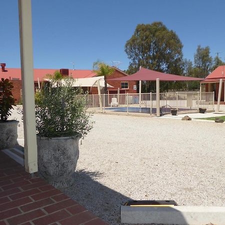The Lydoun Motel Chiltern Bagian luar foto